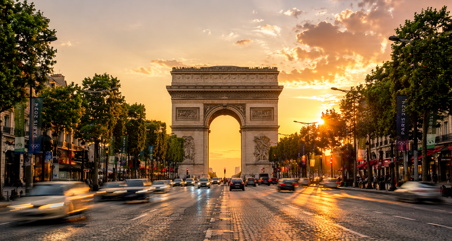 Arc de Triomphe at sunset